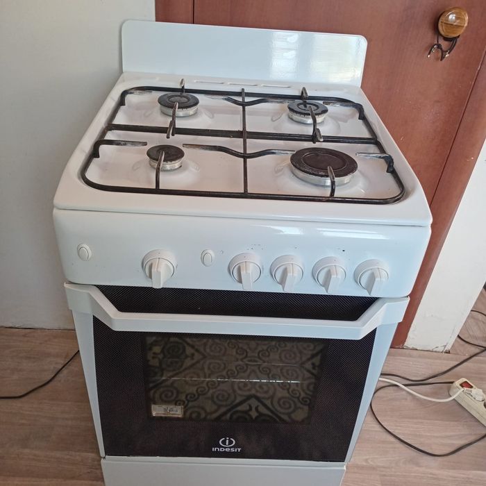 Газовая плита indesit