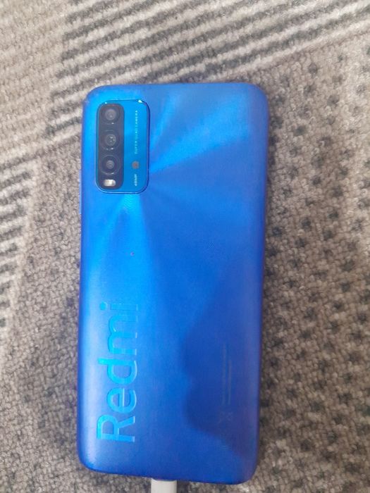 Редми 9С не включается