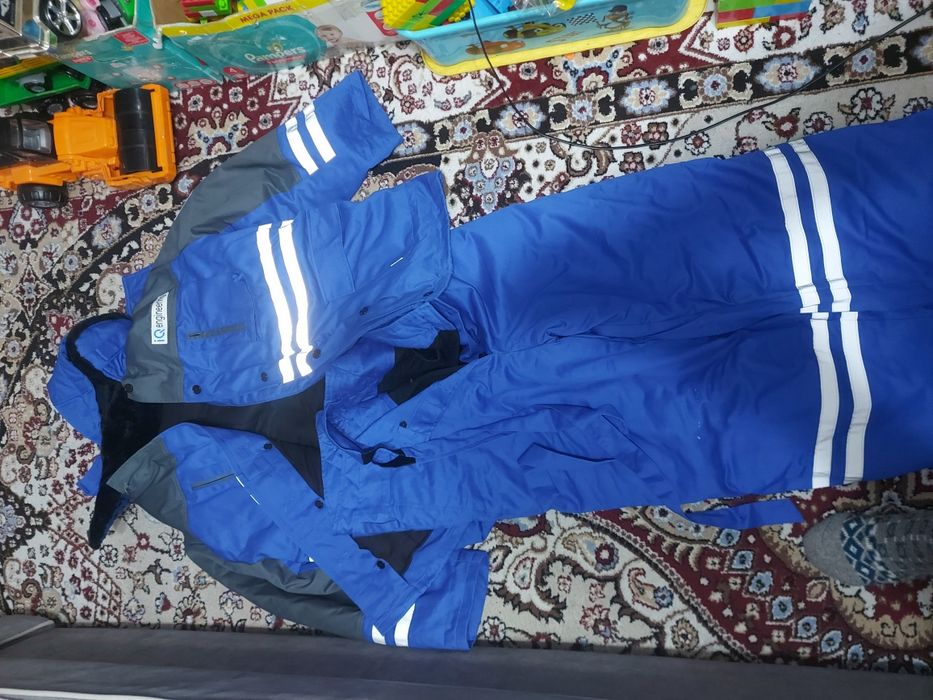 Спец одежда,  Зима ,продам!