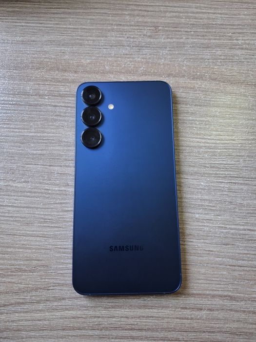 Обмен на айфон Samsung s25+