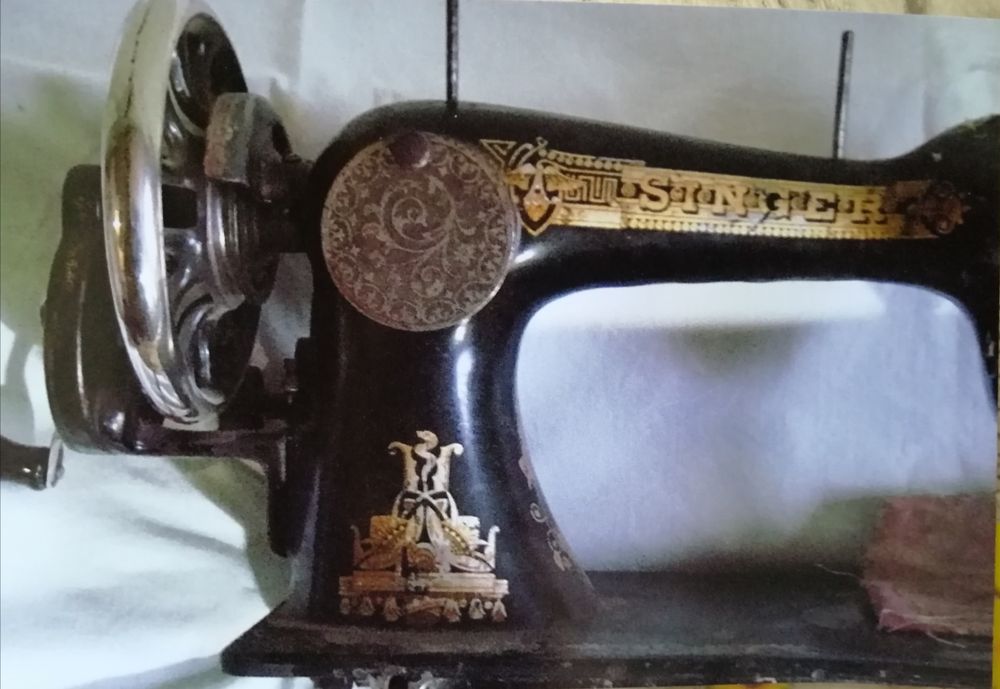 Продаю швейную машинку SINGER