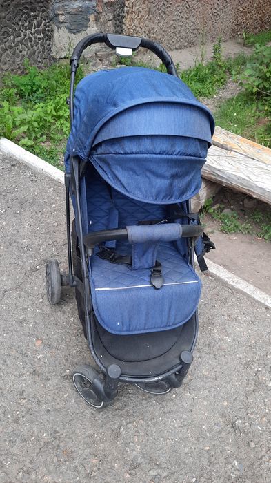 Продам коляску в хорошем состоянии.