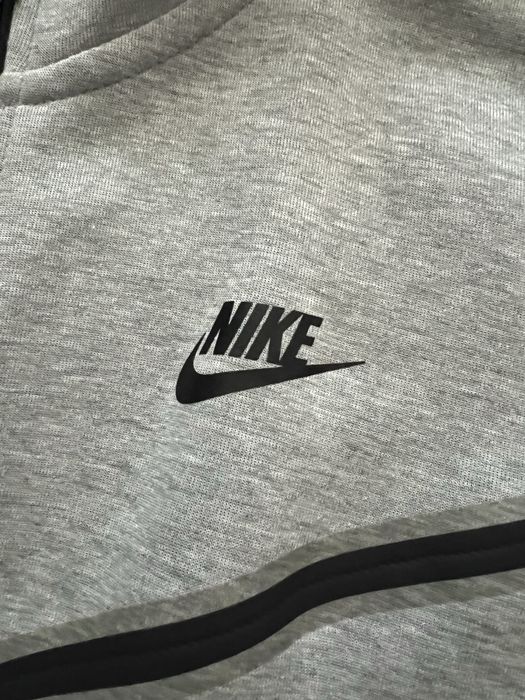 Nike Tech Flecee