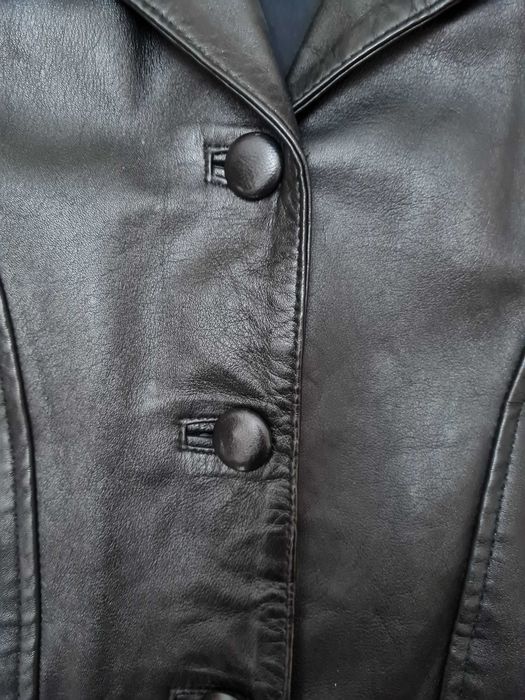 Haina piele, dama,cambrata pe corp.piele foarte fina