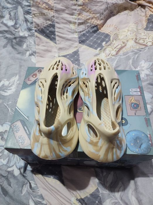 Кроссовки Adidas Yeezy Foam Runner Sand Gray