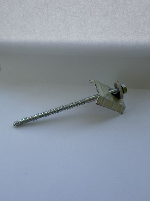 Крепежни елементи за сандвич панел