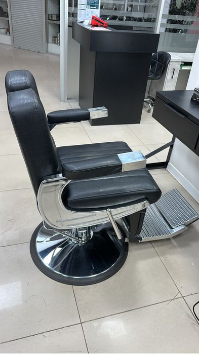 Продам барбер кресло