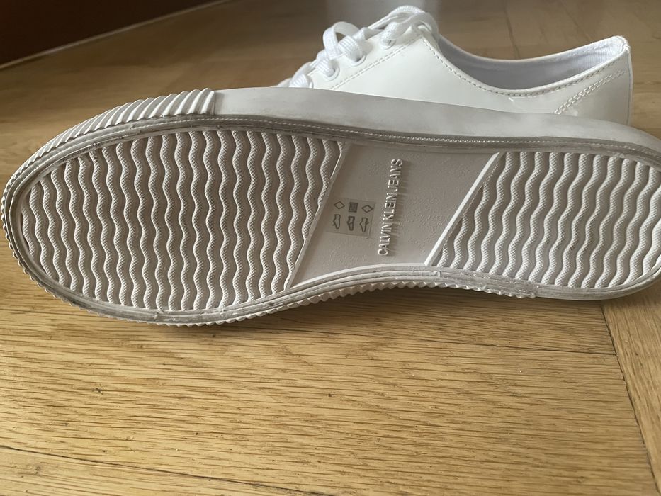 Кецове  Calvin Klein