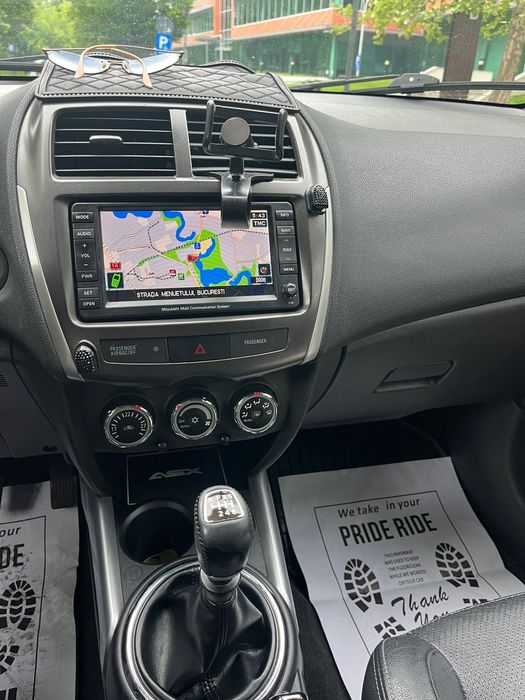 Mitsubishi ASX Vând Mitsubishi ASX 1.8 DI  masina personal, intretinuta