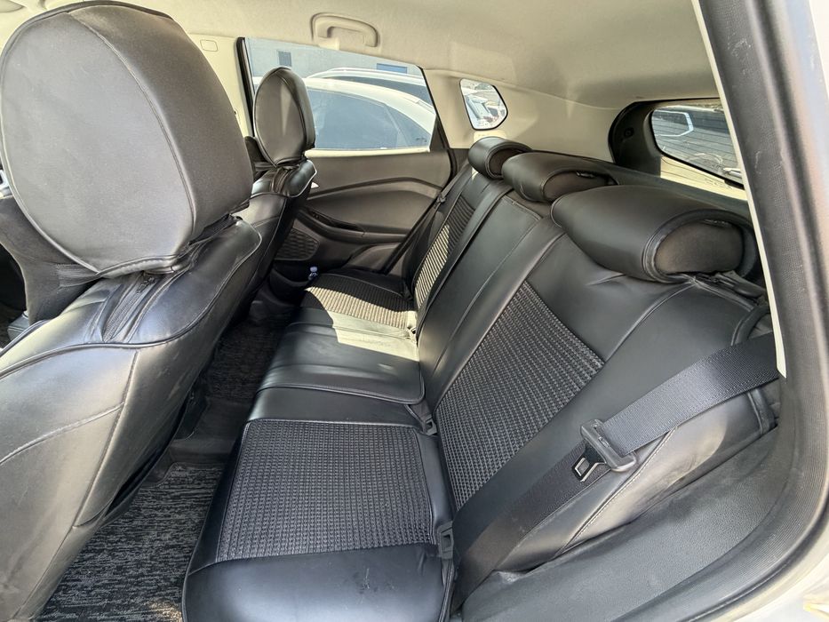 Chevrolet Tracker 2023 — 3