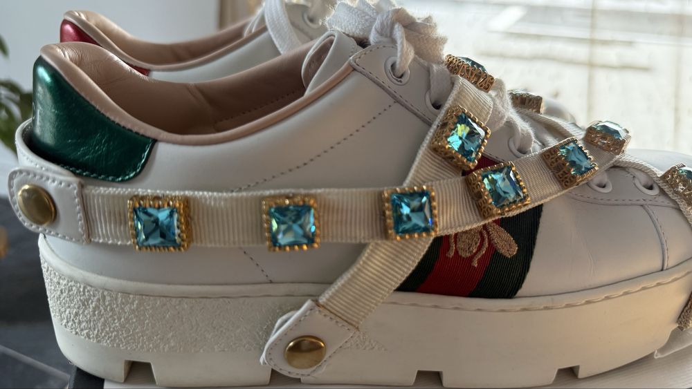 Vand GUCCI Originali  !!!