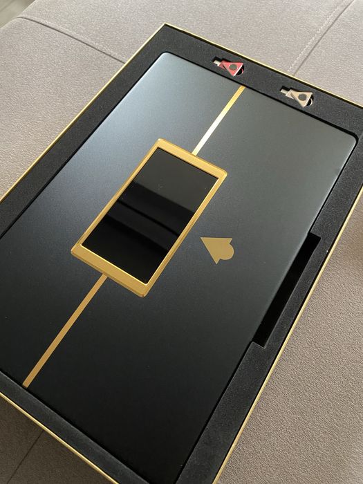 Laptop BasM Gold -metal case