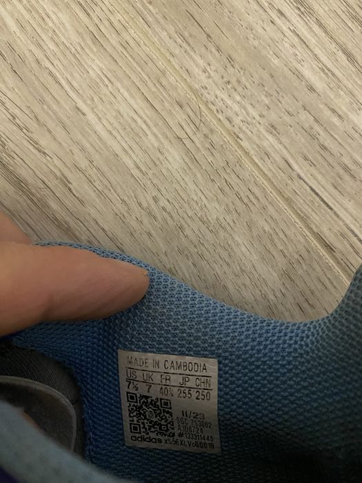 Бутсы adidas размер 40