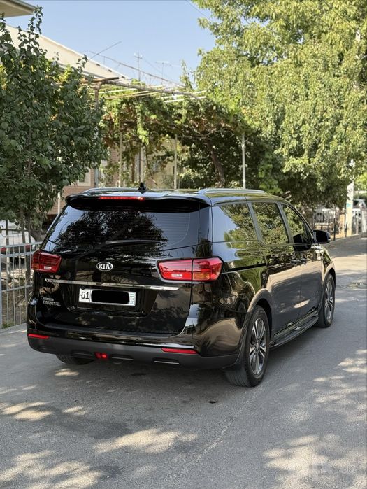 Kia Carnival Grand 2019 Avtomat karobka srochna sotiladi.