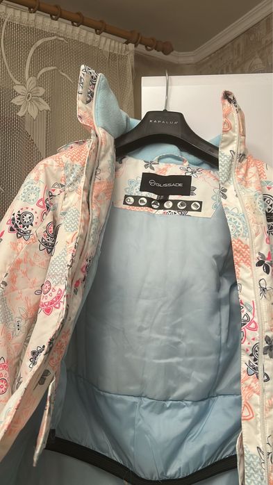 Куртка для девочки, рост 152,