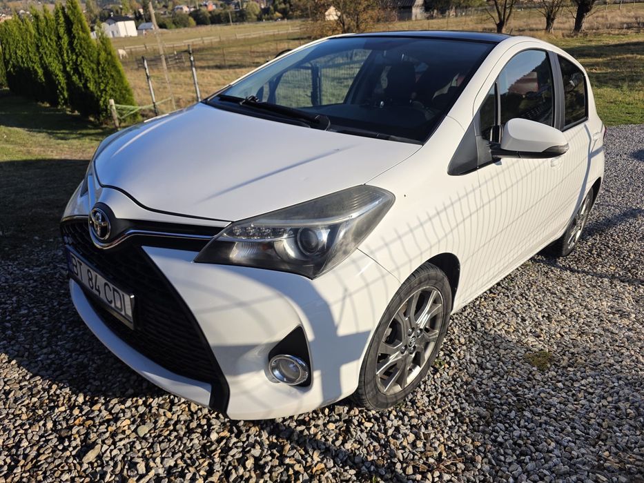 TOYOTA Yaris 2015 — imagine 2