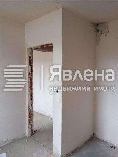 Продава се Тристаен апартамент в Бургас, Меден рудник - зона Г - 84 кв.м за 834 €/кв.м - Снимка #5