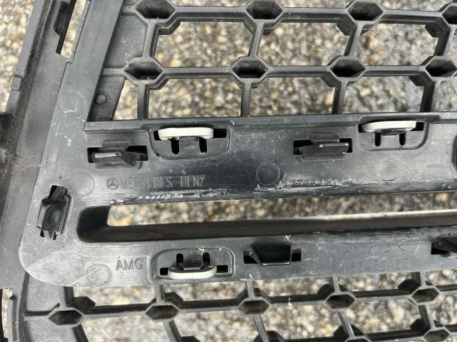 Оригинална решетка за Мерцедес GLE 167