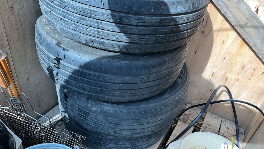 Продам Шины triangle