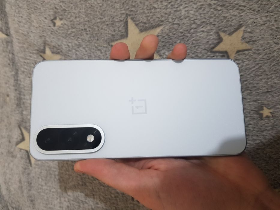 OnePlus Ace 5 Ultra