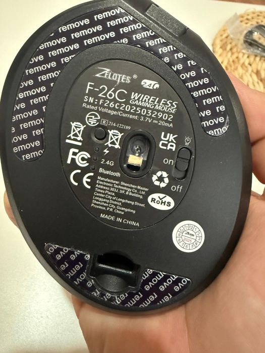 Vând mouse F26C, nou, sigilat în cutie.