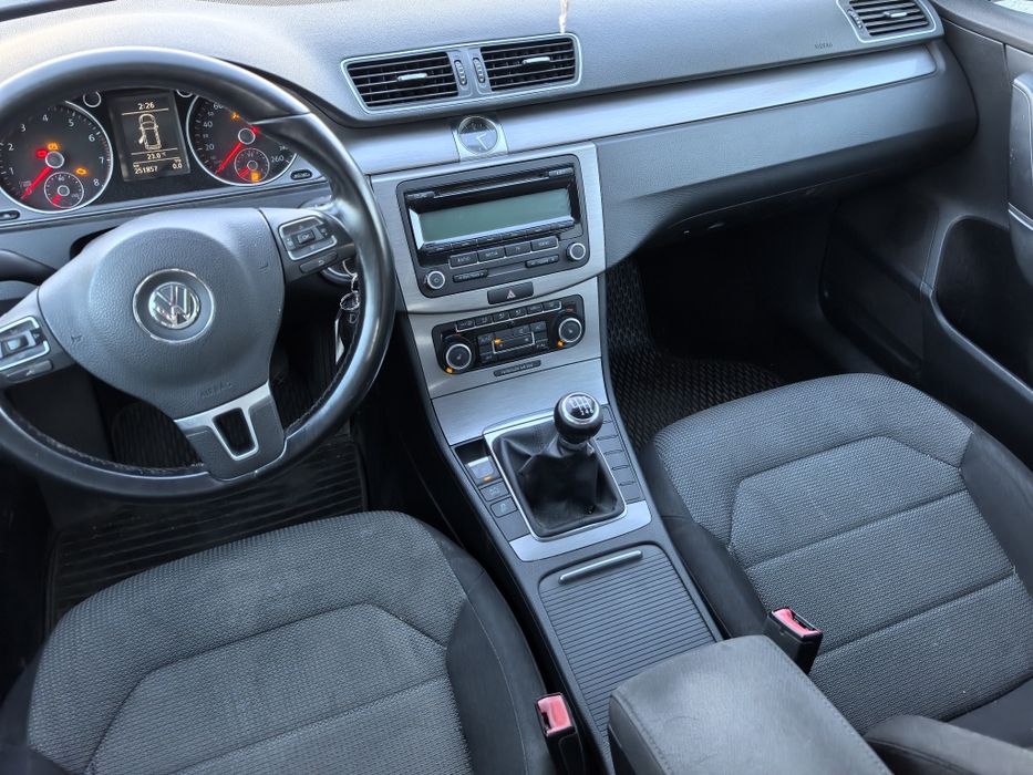 Пасат Б7 на части