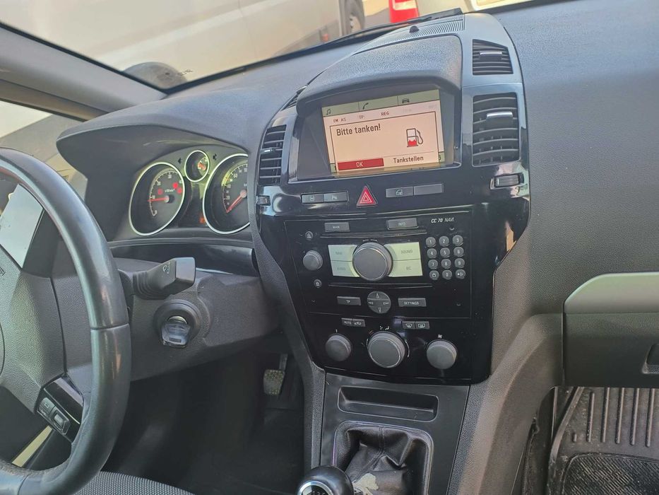 Vând sau schimb cu golf 5