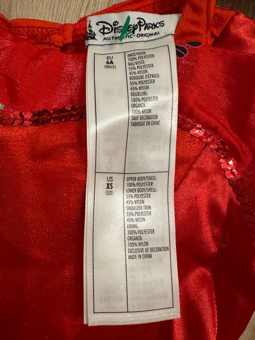 Rochie roșie elegantă pentru o fată. Disney Parks, varsta de 6-7 ani