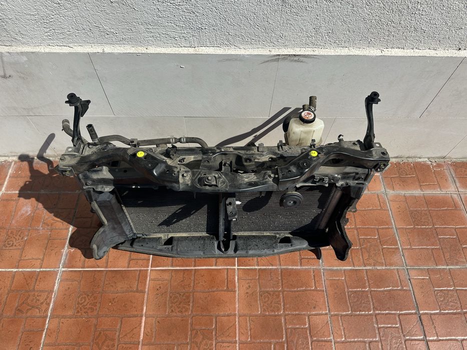 Маска радиатори Toyota C-HR 16-23