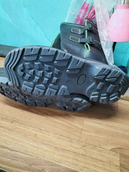 Продам сапоги рабочие