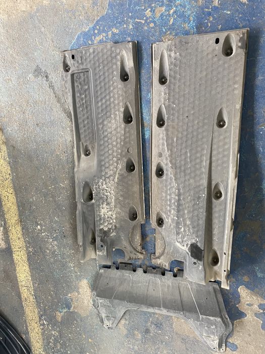 Scut motor scut lateral stanga dreapta vw passat b6 b7 cc tiguan 5n