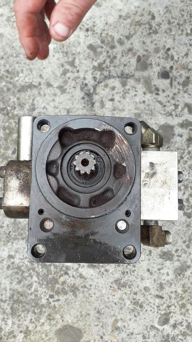 Cardane forta flansa 150 mm   cu 4 , 6  si 8 gauri  pt taf si utilaje