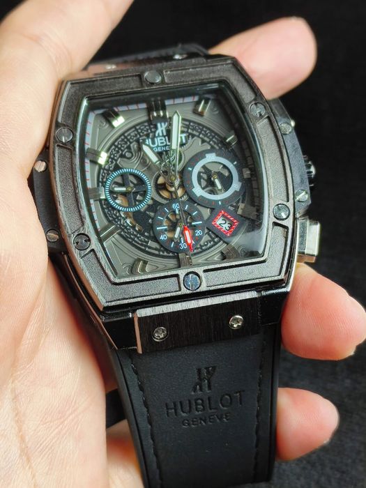 HUBLOT мужские часы