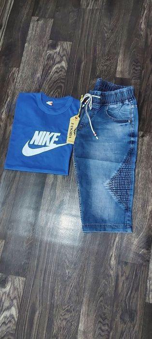 Set tricou și pantalon barbati 
M,L XL Xxl .
150Ron..
Aici trimit curier sau poşta.