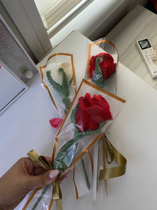 Ръчно плетени рози