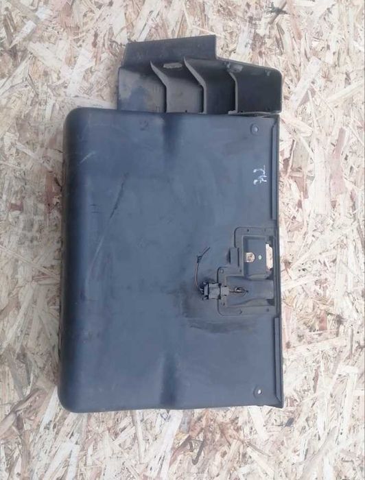 бардачек на Фольксваген Транспортер Т4, Мультиван