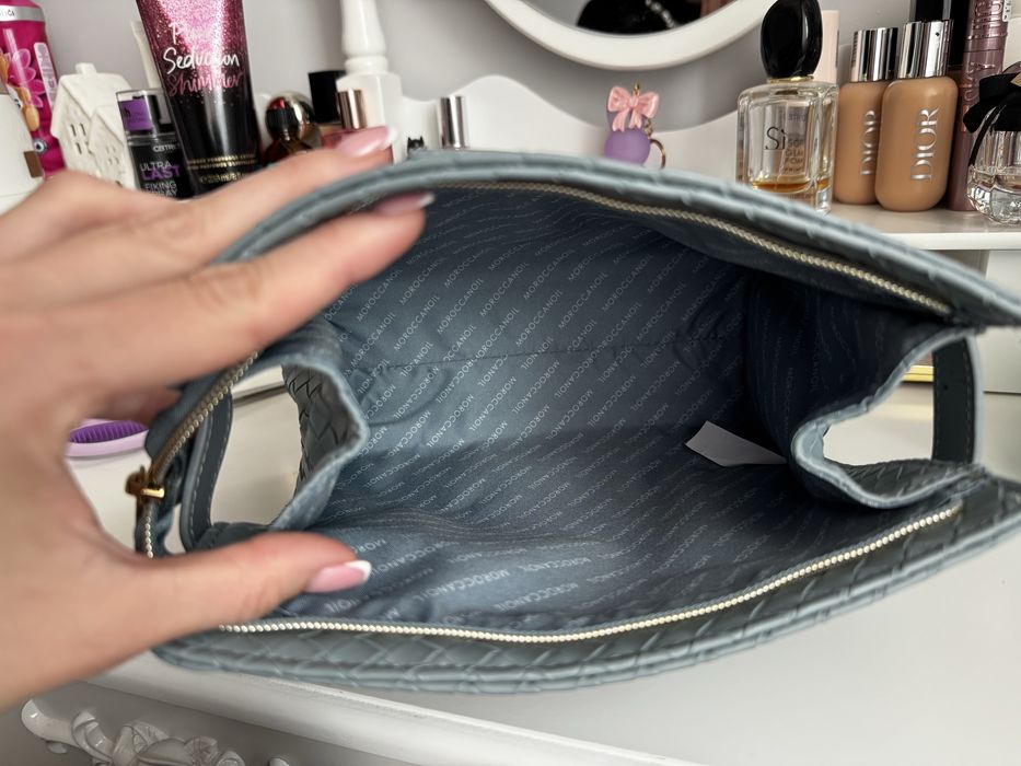 Козметична чанта/несесер (нов)