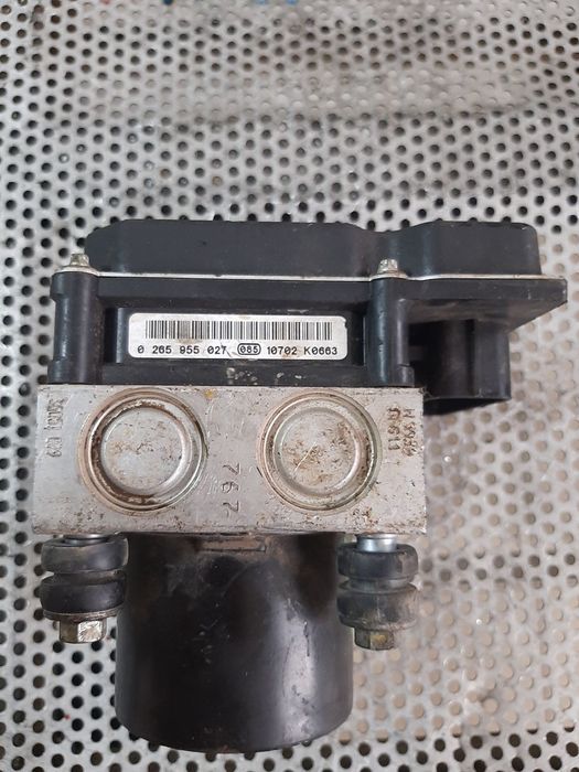 Modul Pompa Unitate ABS Skoda Fabia 2 Roomster Praktik Cod 6R0907379AL Cod 6R0907379AF Vanduta De Firma Cu Garantie