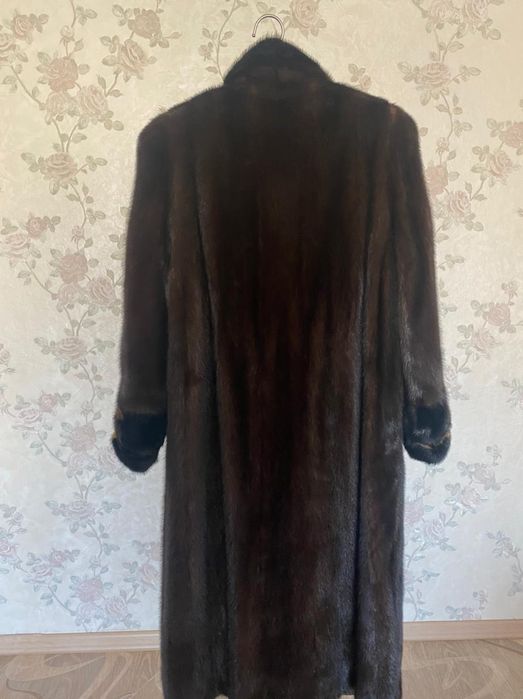 Женская Шуба б/у
