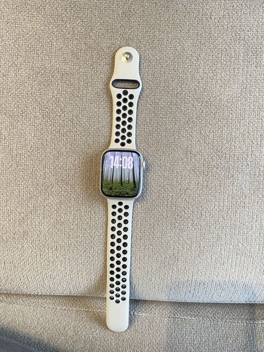 Apple Watch Series 8 45 mm
