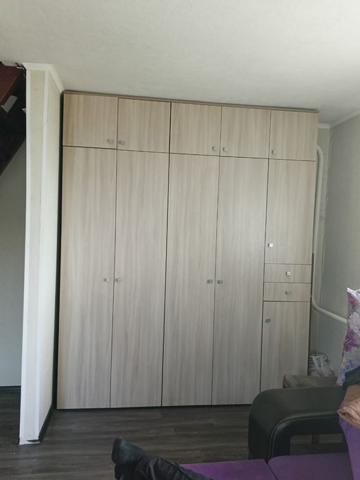 Продам шкаф прихожая