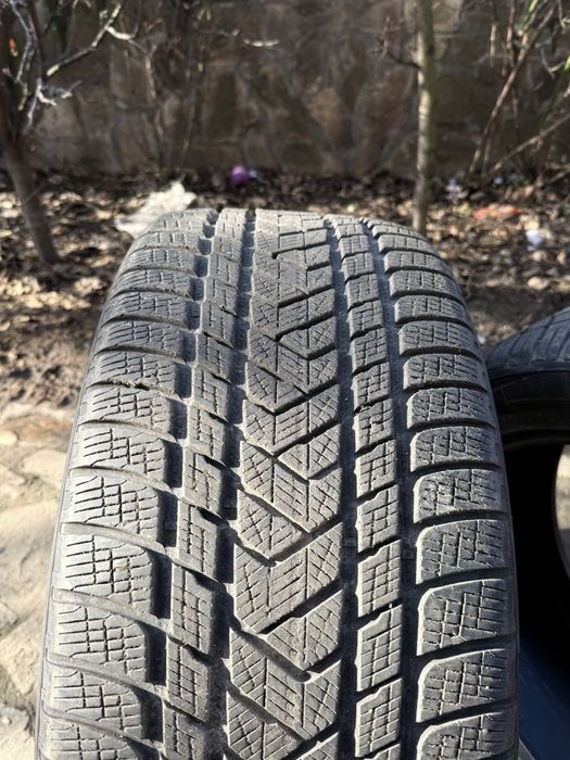Anvelope Pirelli 285/40 R22