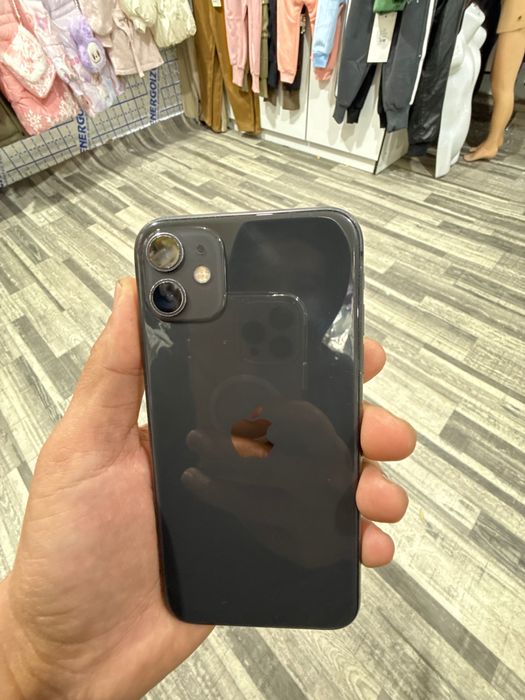 Iphone 11 . Emkos 128