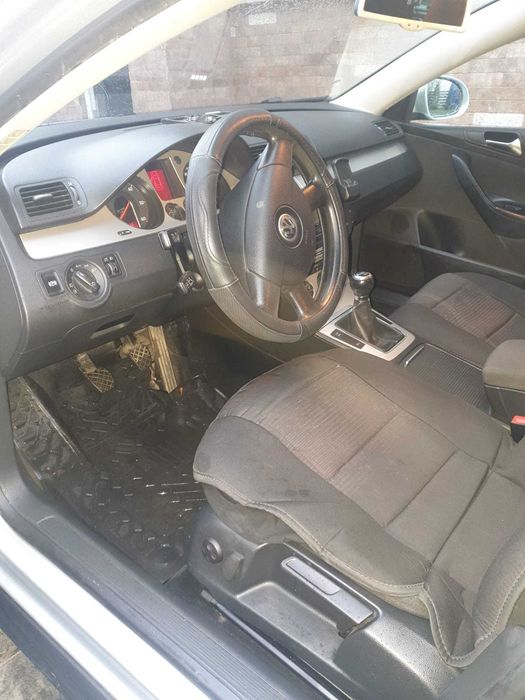 Vând Volskwagen Passat
