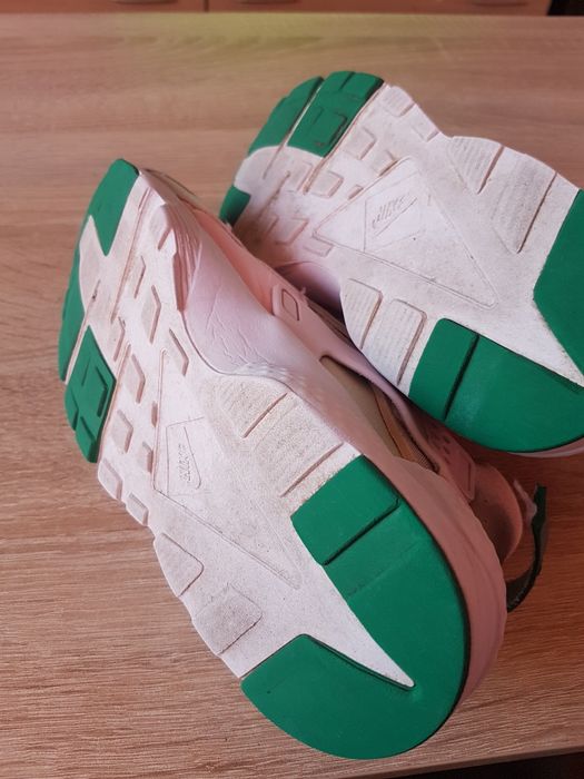 Оригинални маратонки Nike,