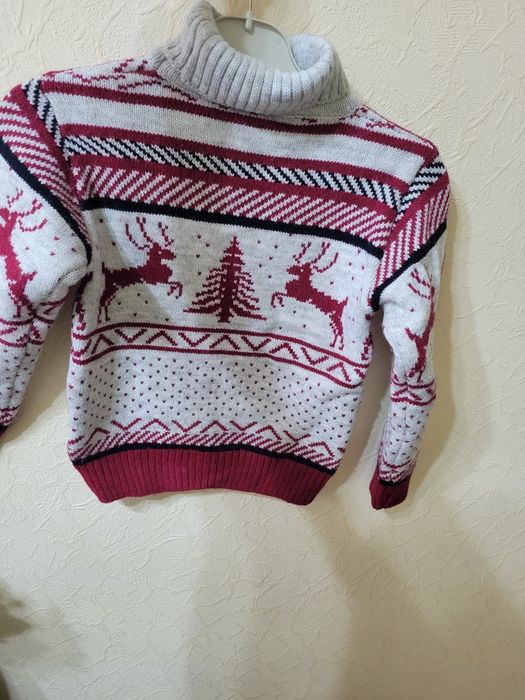 Новогодний свитер (шерсть)