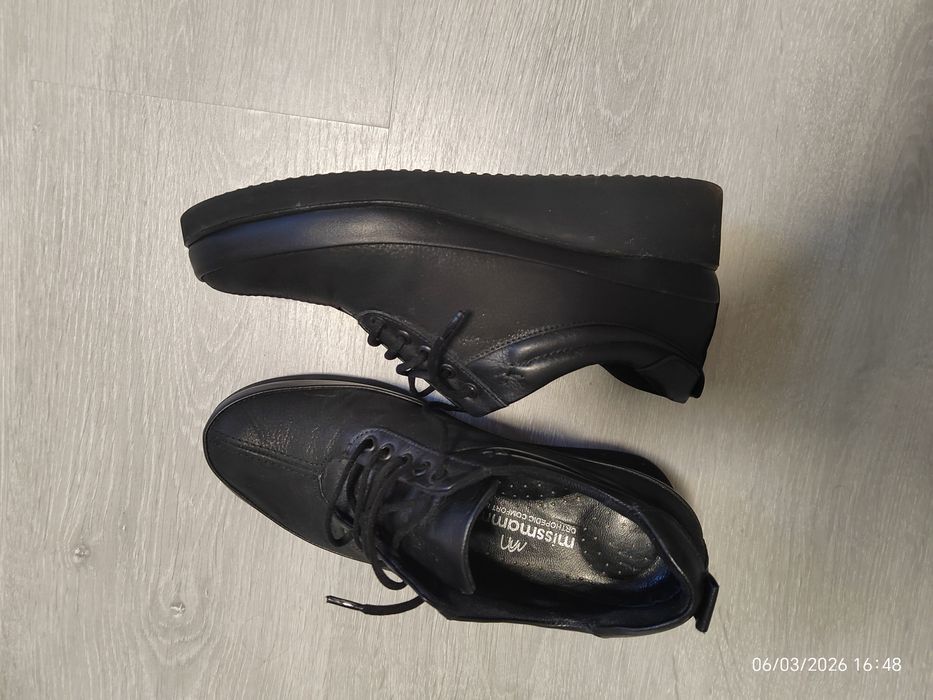 Дамски обувки от естествена кожа