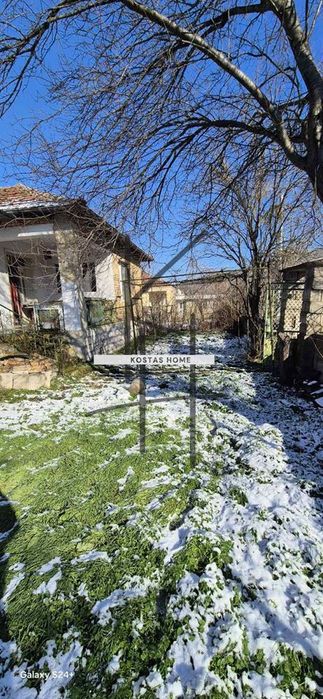 Къща в Варна, област-с.Разделна площ 78 цена 65000