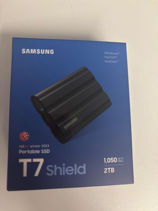 Samsung SSD extern 2 TB T7 Shield