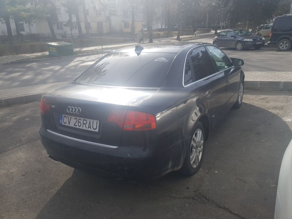 Vând Audi A4 B7 motor 2.0